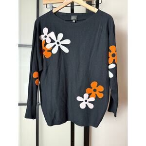 AAEDA Flower Sweater Size Medium
